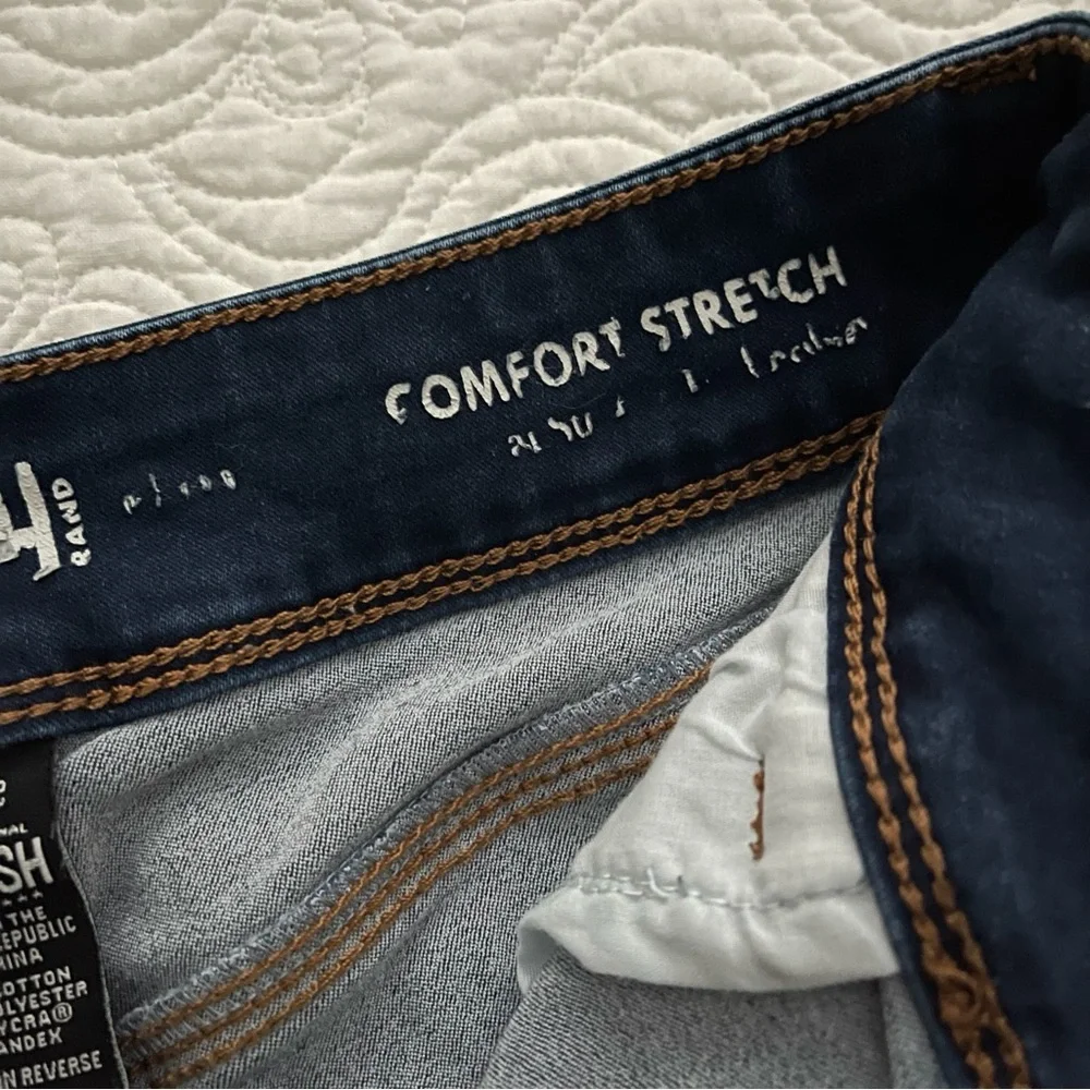 REWASH High Rise Comfort Stretch Distressed Denim Shorts Size 3 - Picture 5 of 16